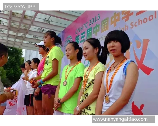 重庆网球队的耐力之道：揭秘网球运动背后的坚持与奋斗