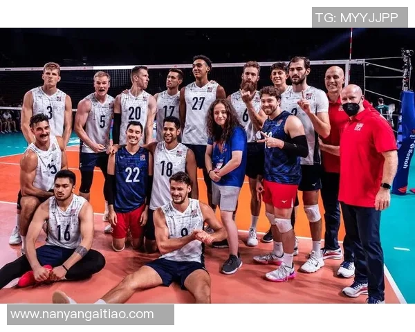 成都足球队以83分领跑世界锦标赛积分榜展现强劲实力